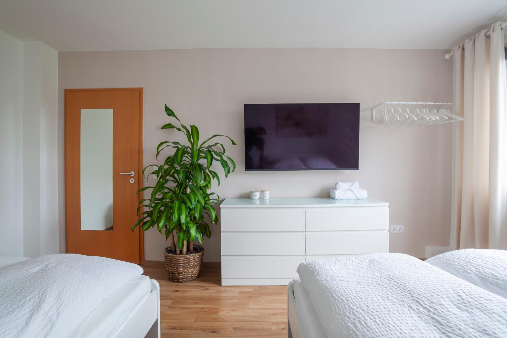 Exclusive 2-Room-City-Apartment - Contactless Check-In Hanover Exterior photo